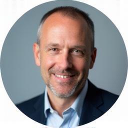 Portret van Bas van Dijk, Hoofd Content Strategie